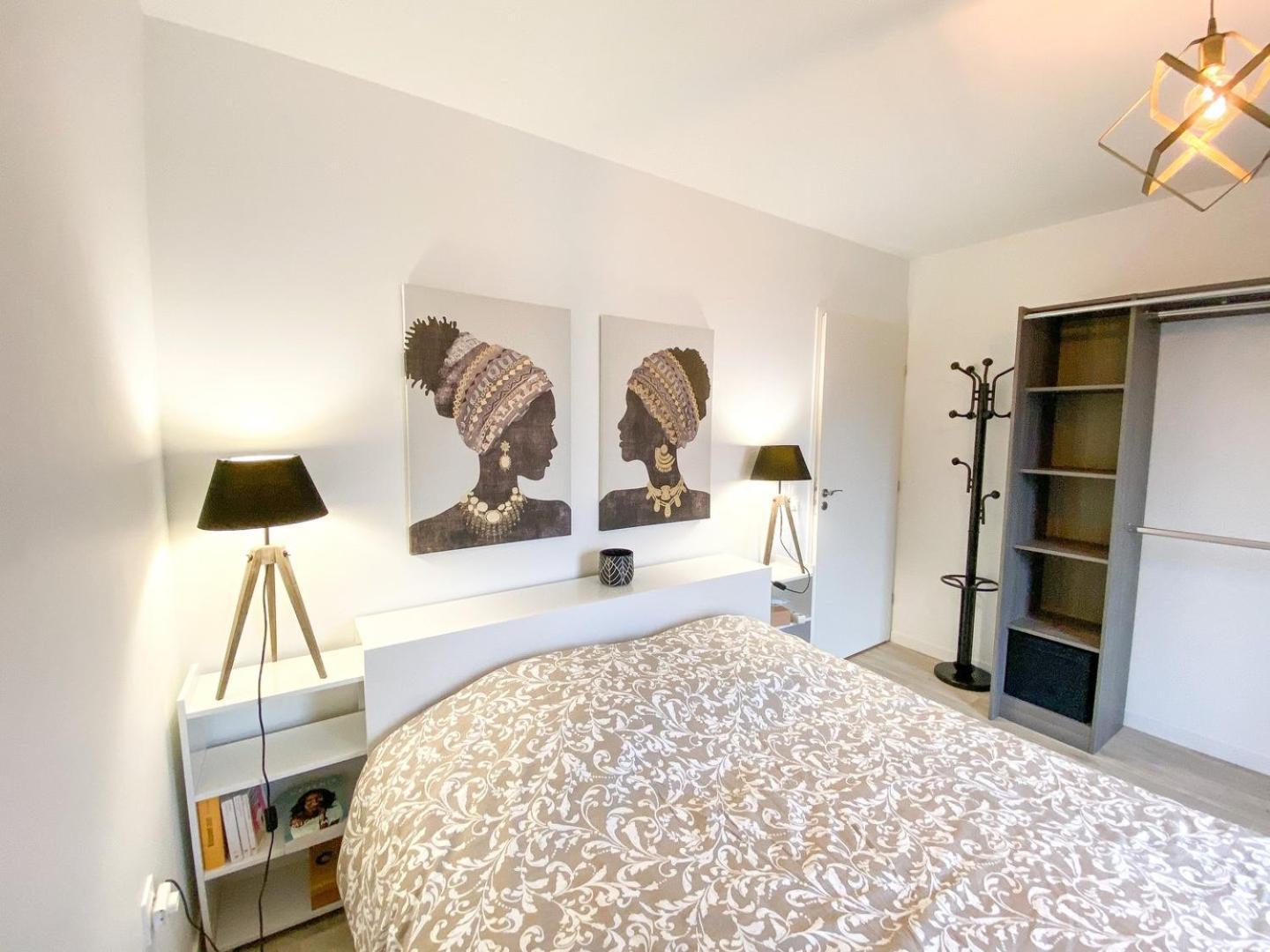 La Casa Moderna — Quiet, Modern Apartment Caen Esterno foto